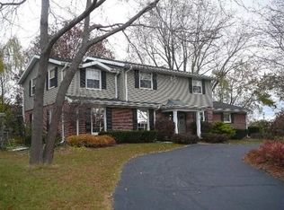 12400 Westgrove Ter, Elm Grove, WI 53122