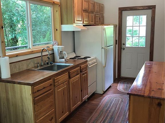 5th image of 130 Nisqually Way