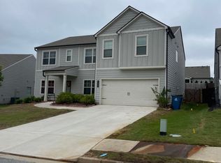 103 Creekside Bluff Way, Auburn, GA