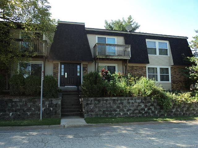 1st image of 9848 Greenery Ln