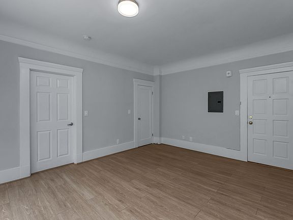 3rd image of 1700 Bush St APT 3