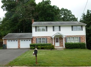 2822 Simms Cir, Salem, VA 24153