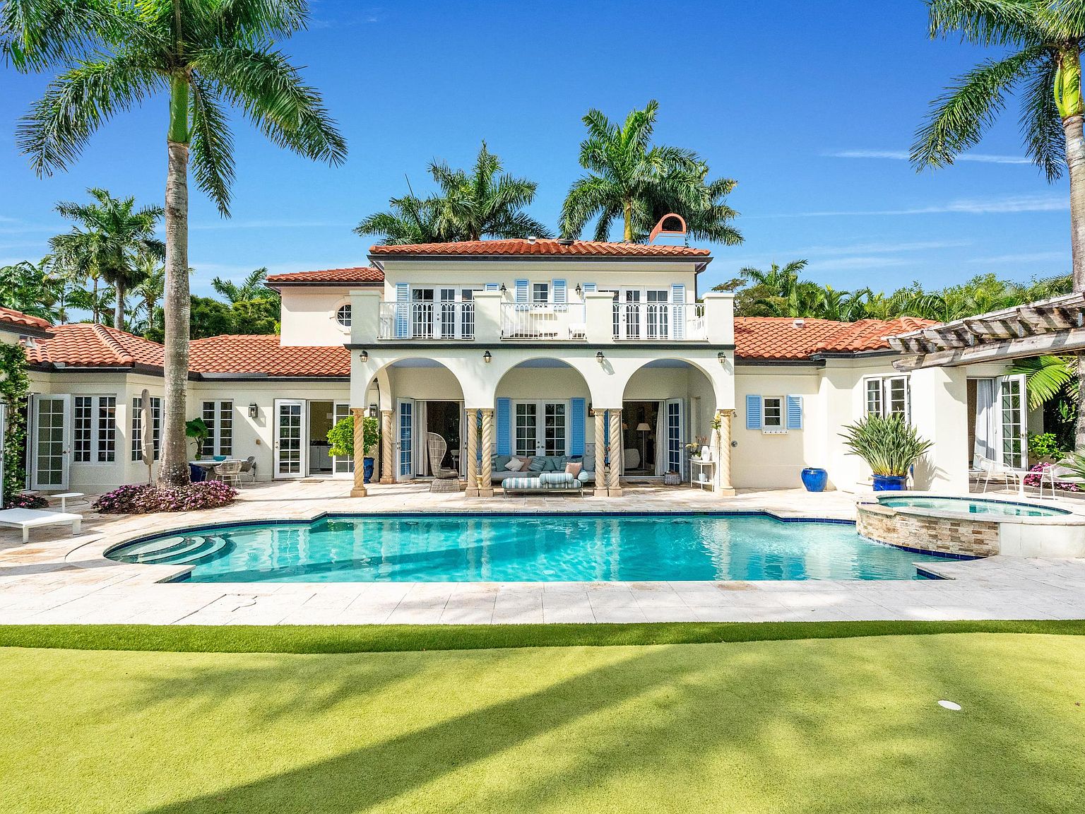 2690 Sheltingham Drive