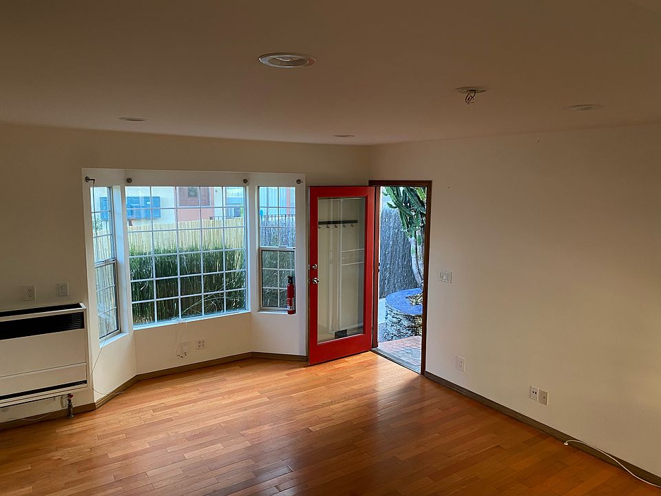 1st image of 915 Parkman Ave Unit 1/2