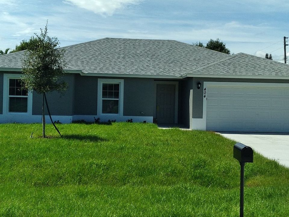 1st image of 404 SE Skipper Ln