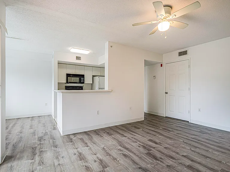1670 N 42nd Cir #203 — Photo 7