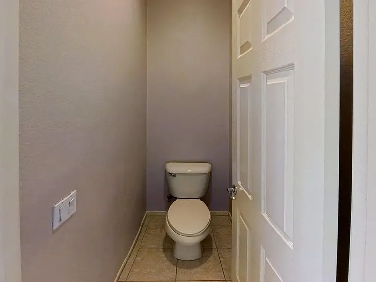 1800 E Lakeshore Dr #1701 — Photo 12