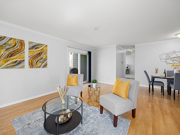 3rd image of 507 Mallard Ct #507