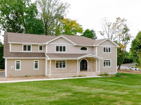 15 Jones Ct, Norwood, NJ 07648