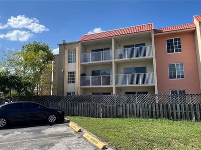 5201 Geneva Way APT 206, Doral, FL, 33166