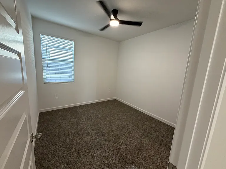 2702 W Shepperd Ave — Photo 25