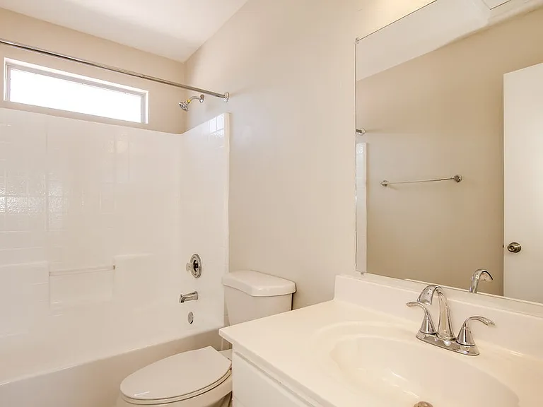 3142 E Kristal Way — Photo 15