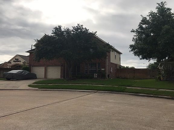 3rd image of 903 Owl Landing Dr