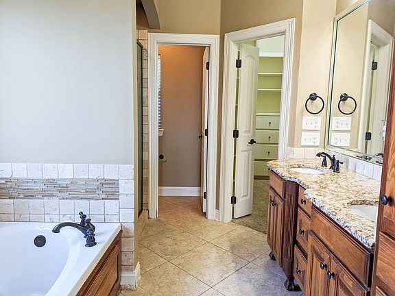 5th image of 500 Antietam Dr
