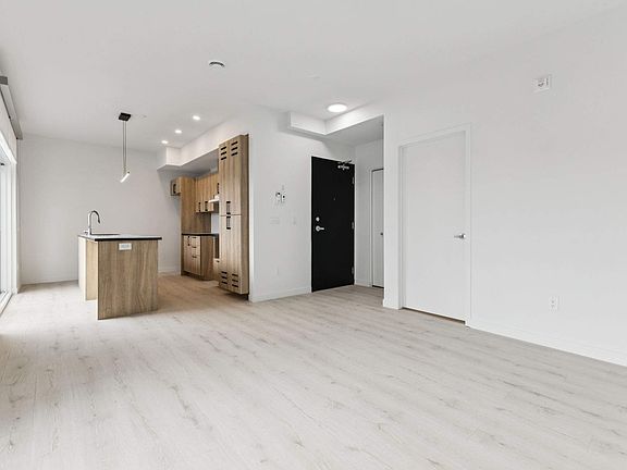 5th image of 26 McArthur Ave #1502654