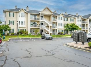 76 Clay St #76, North Brunswick, NJ 08902