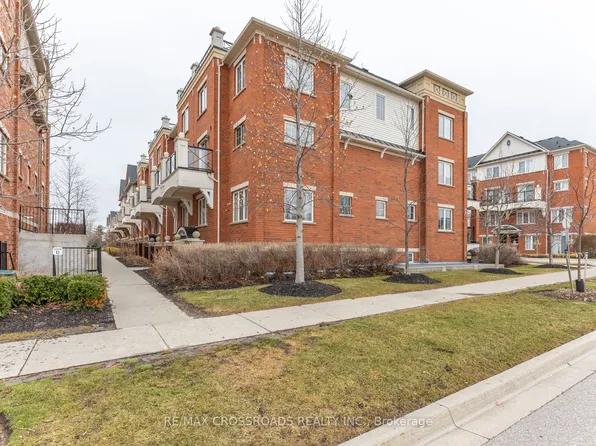 2460 Post Rd #16, Oakville, ON L6H 0J2