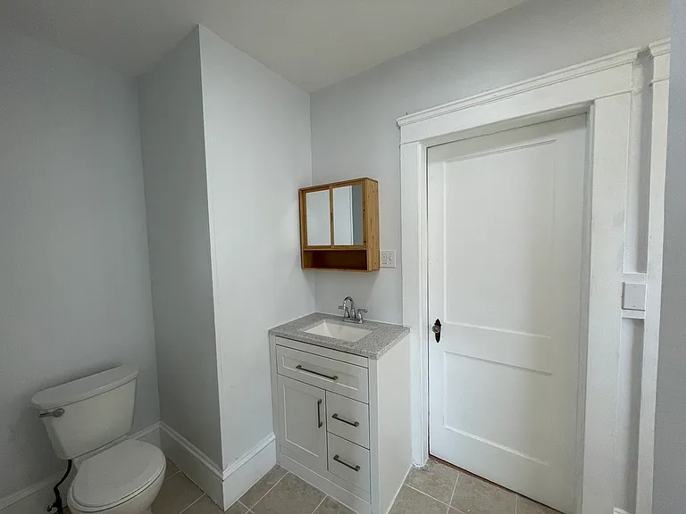209 Dexter St #2L — Photo 6