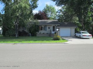 740 3rd St SW, Perham, MN 56573