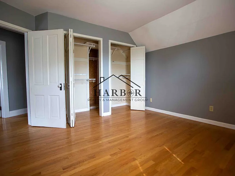 825 6th Ave SW — Photo 7