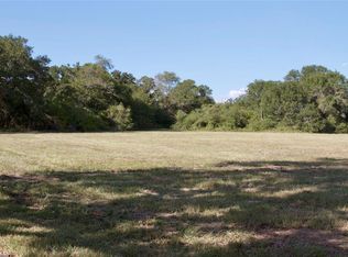 166 Koy Rd, Bellville, TX 77418