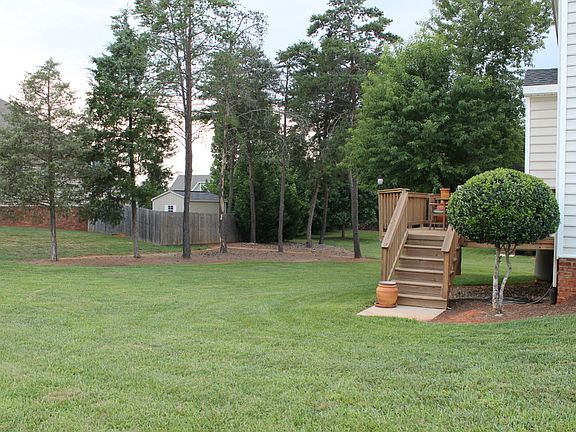 4th image of 1029 Daltons Dr