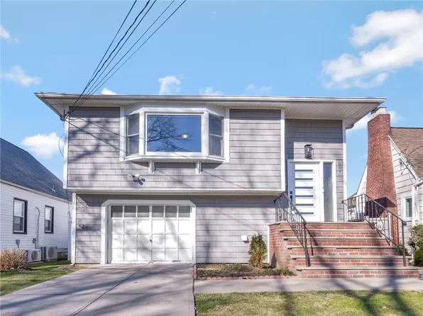 601 Stowe Avenue, North Baldwin, NY 11510