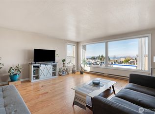 Landmark Vi, Des Moines, WA 98198