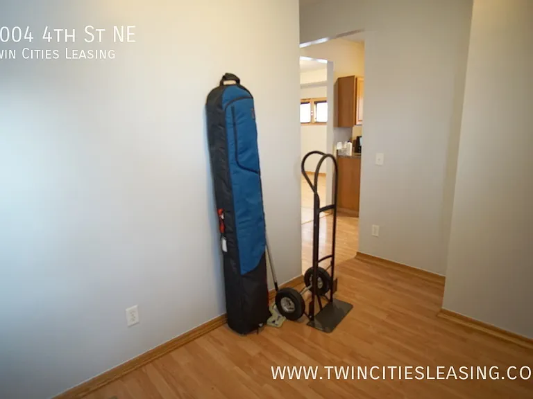 2004 4th St NE — Photo 14