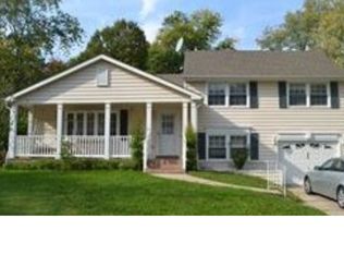 100 Fox Chase Dr, Delran, NJ 08075