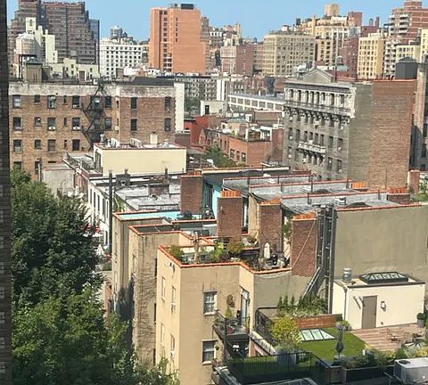 5th image of 225 Central Park N APT 1010