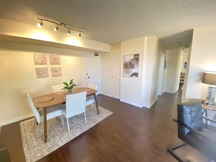 2 bed, $6,400 — Photo 3
