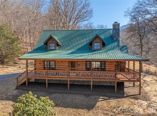 706 Ramble Ln, Canton, NC 28716