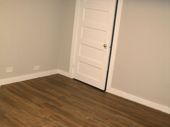 3rd image of 6248 N Wayne Ave