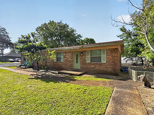 806 Fairview Dr #B Photo 1