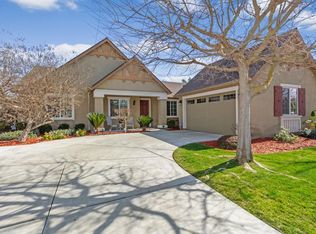 2948 17th Ave, Kingsburg, CA 93631