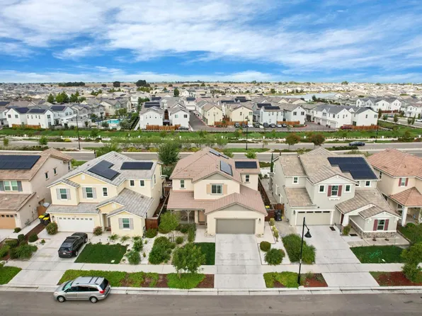 2689 Atlas Ct, Lathrop, CA 95330