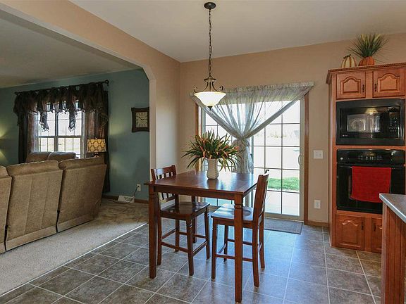 4th image of 11000 E County Road 50 N