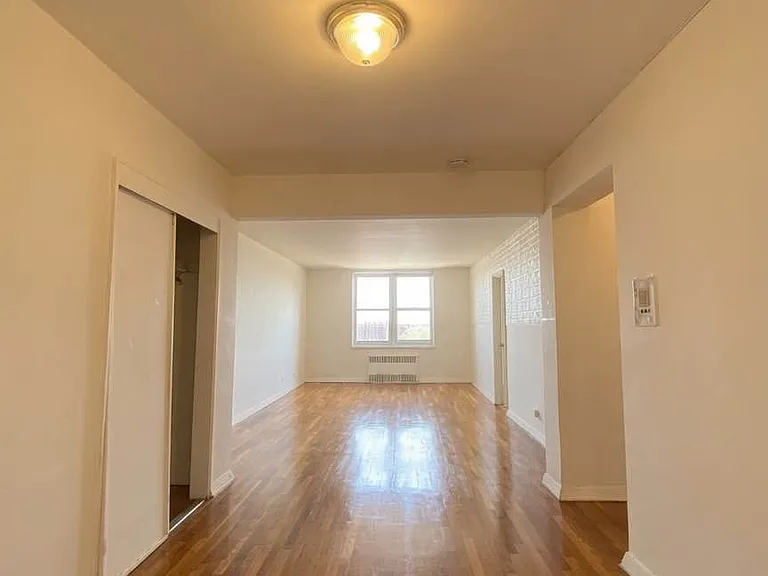 5505 Woodside Ave #602 — Photo 2