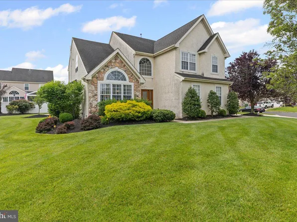 102 Windsor Dr, Woolwich Township, NJ 08085
