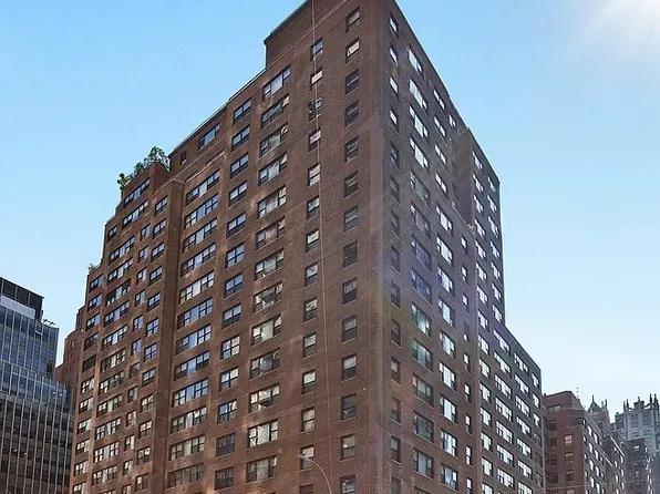 305 East 40th Street image 16 of 16