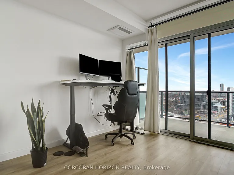 741 King St W #1710 — Photo 13