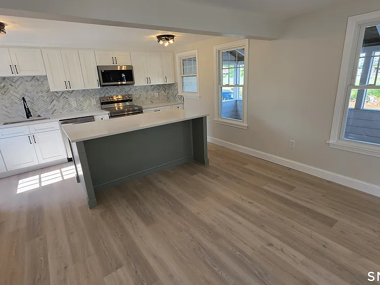 47 Cosey Beach Ave — Photo 12