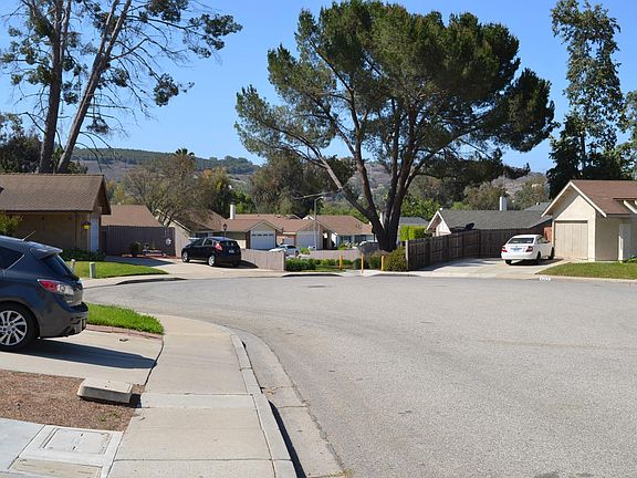 2nd image of 4374 Robinwood Ln