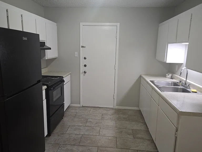 15890 US Highway 59 A[[leby Courtyard #1 — Photo 6