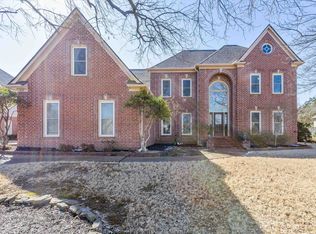 917 Myrtlewood Cv, Collierville, TN 38017