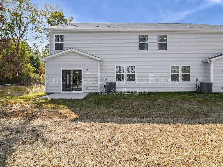 3200 Polk And White Rd #A — Photo 18