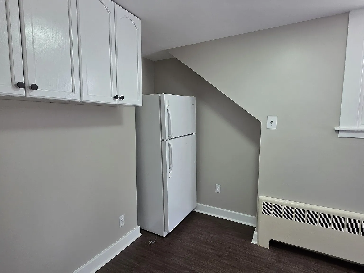 2 bed, 1.0 bath, 2935 sqft, $1,550 — Photo 3
