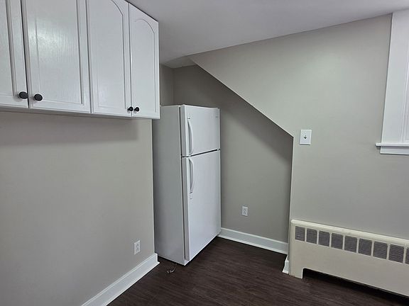 3rd image of 396 W Main St #3