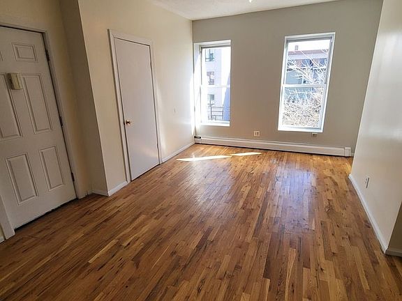 4th image of 874 De Kalb Ave #3B
